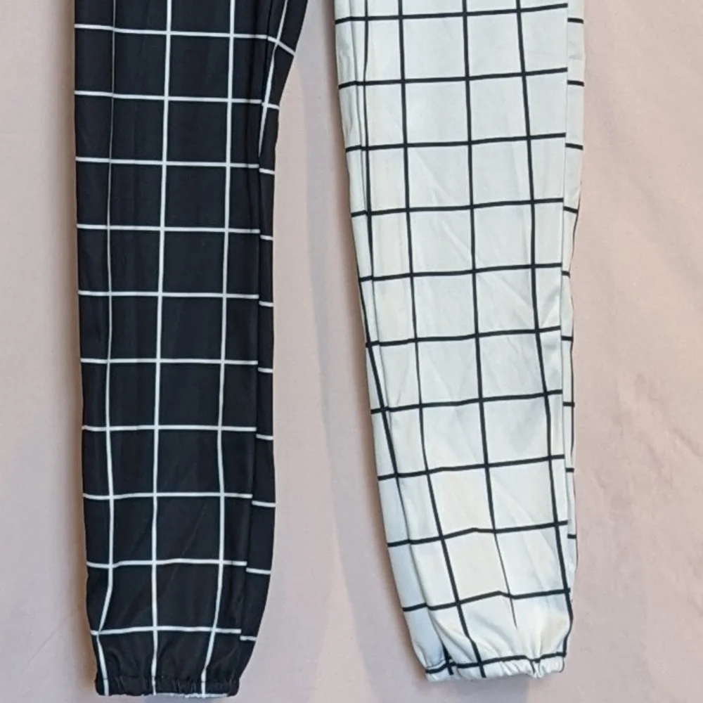 Black and White Two Tone Grid Print Color Block Jogger Pants with Pockets